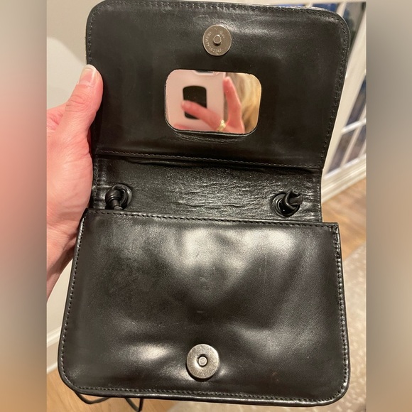 Donald J. Pliner Beige Black Leather Snake Print Crossbody Textured Finish GUC - Picture 5 of 10